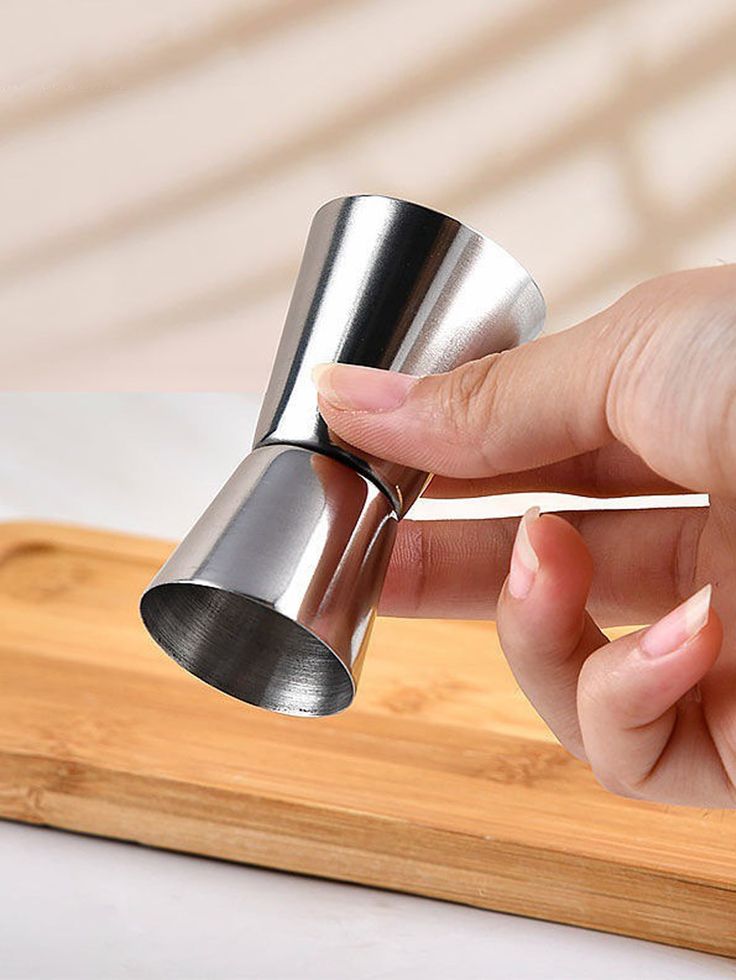 MEASUREMENT CUP CONE 30/60 ML SILVER