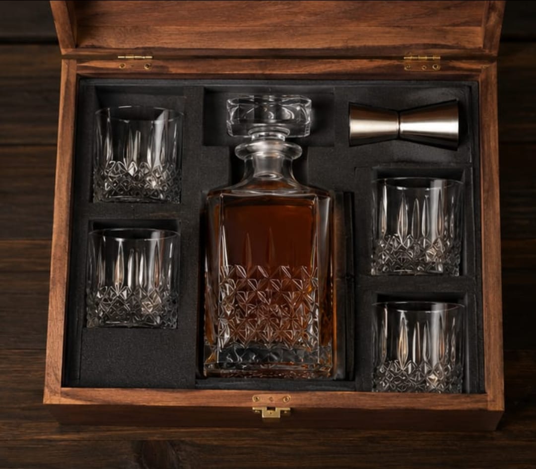 Premium Whiskey Gift Box